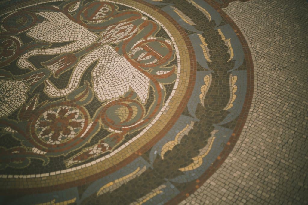 column over boedapest