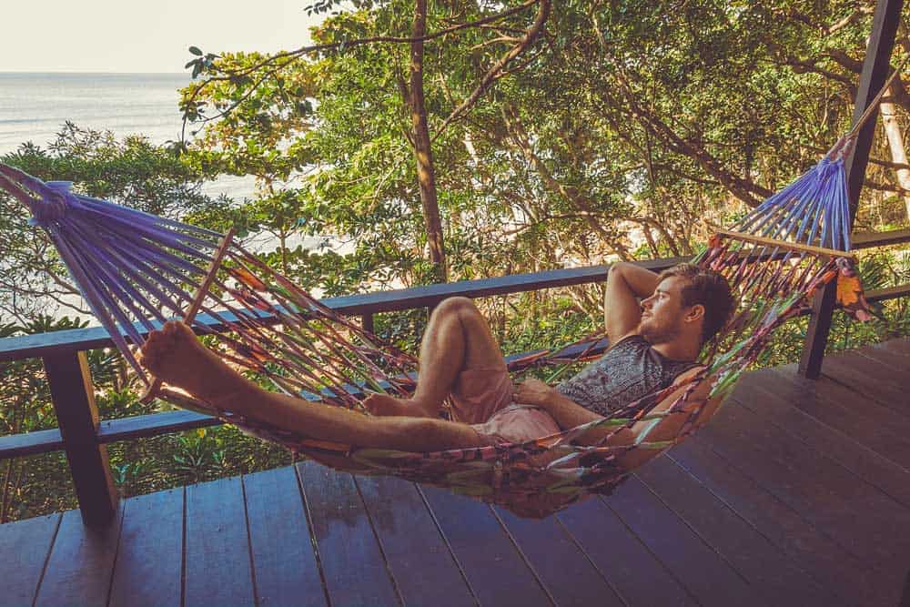 beste hotels van thaise eilanden hangmat zeezicht