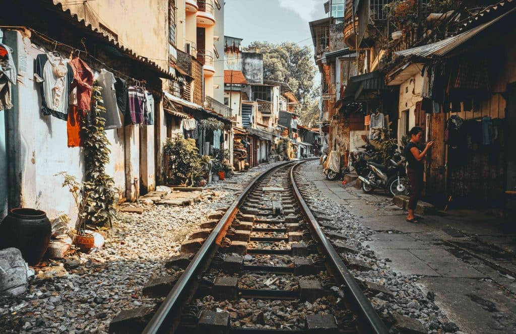 vietnam train track