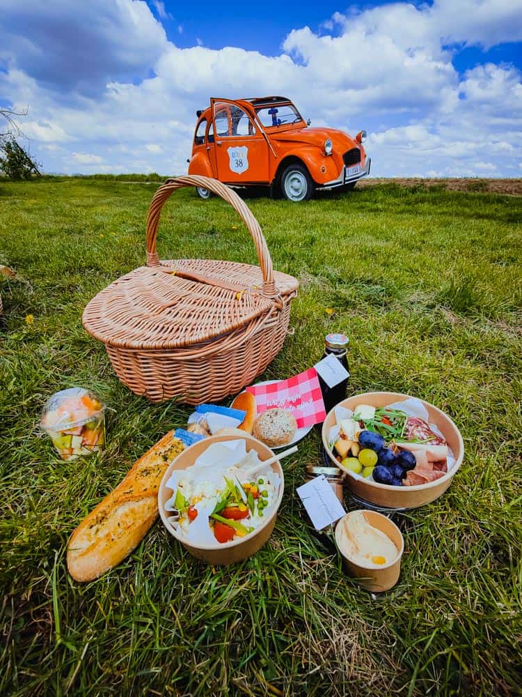 picknick auto vespa huren
