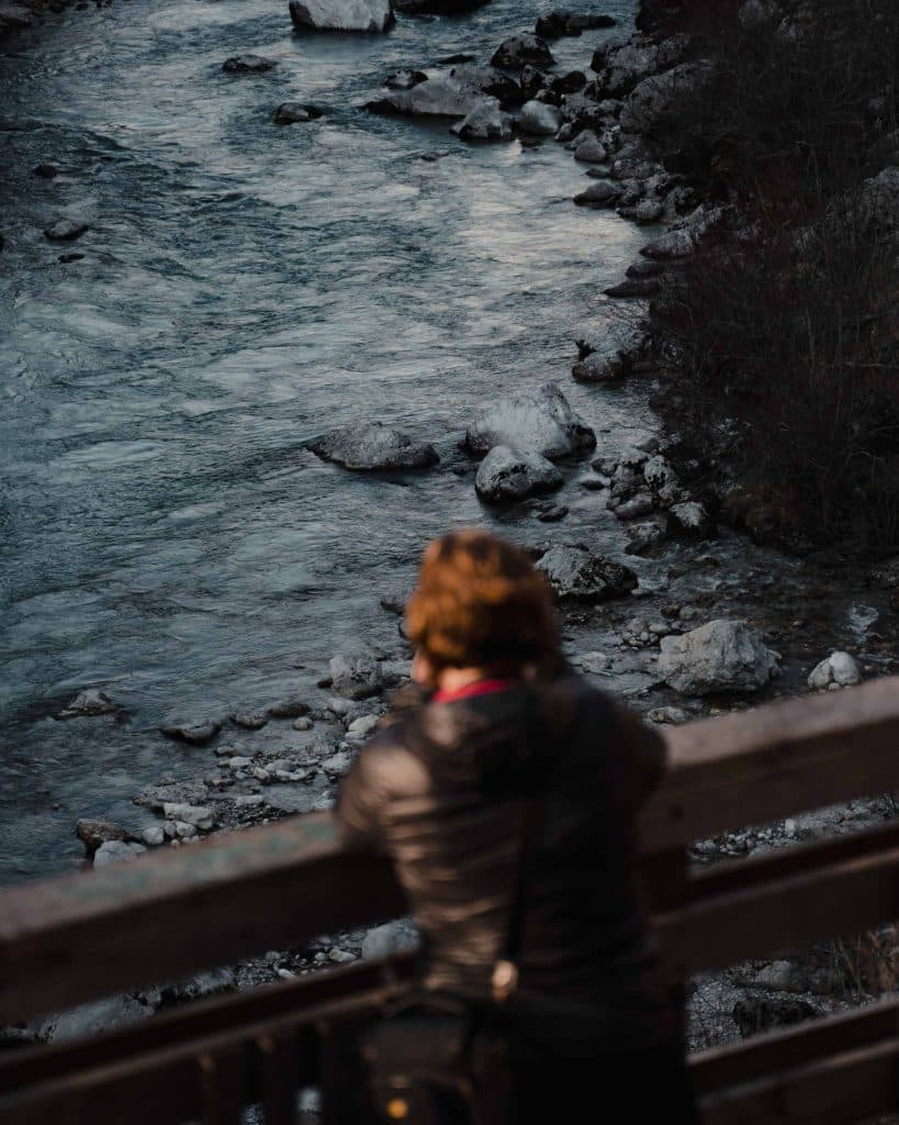 De waterval van Kozjak bereik je na een korte maar mooie wandeling