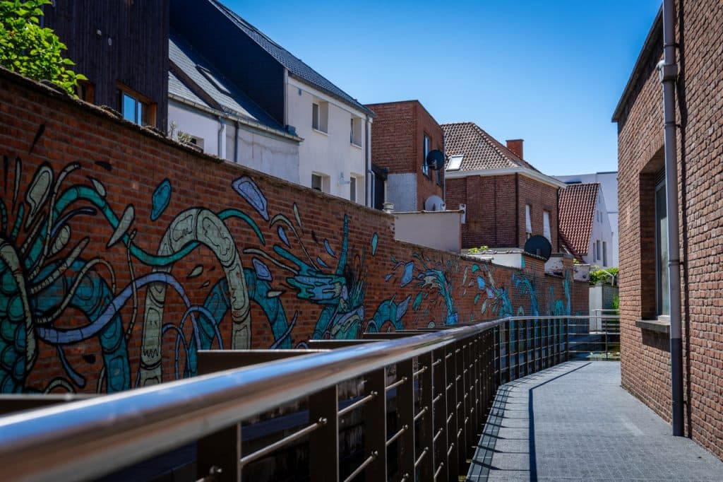 Muurschildering in de verborgen Rik Wouterstuin in Mechelen.