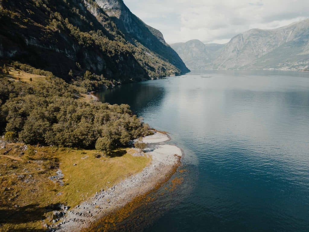 wildkamperen en kayakken in noorwegen