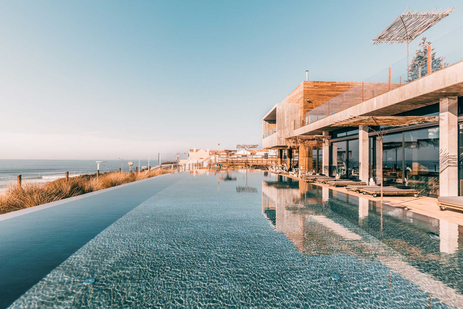 Genieten van Noah Surf House in portugal