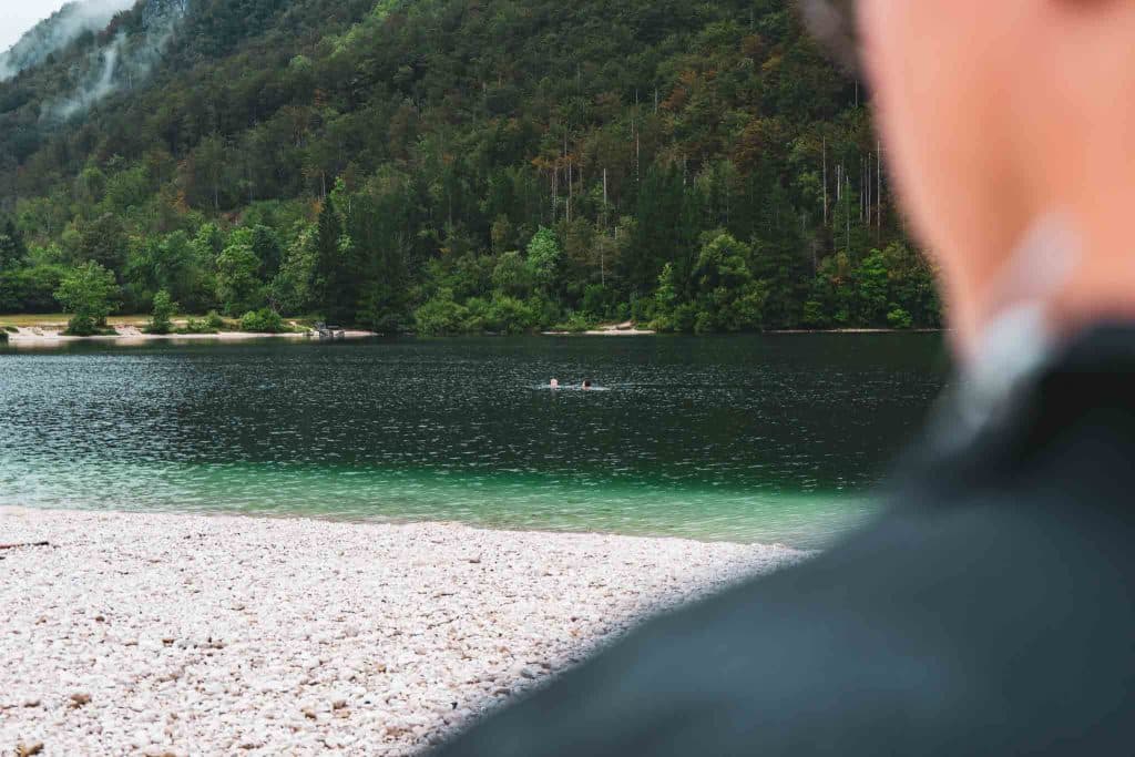 Raften op het meer van Bohinj Slovenië