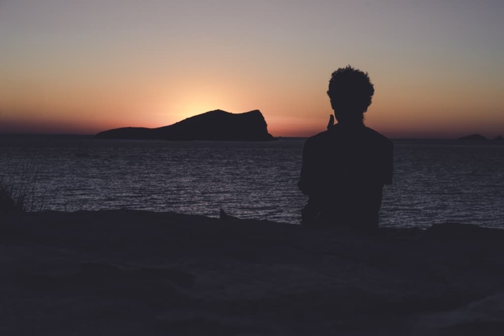 mooiste zonsondergang strand ibiza