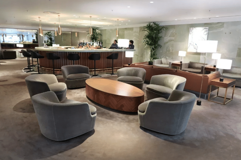 cathay pacific lounge