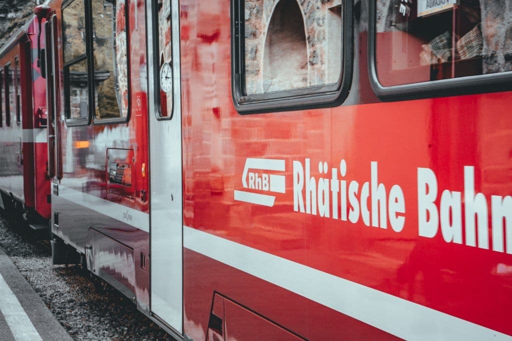 met de trein door de alpen