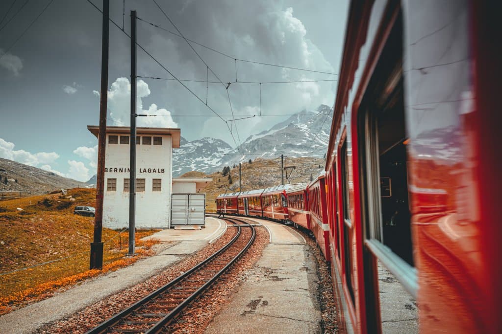 reizen met de trein in graubunden