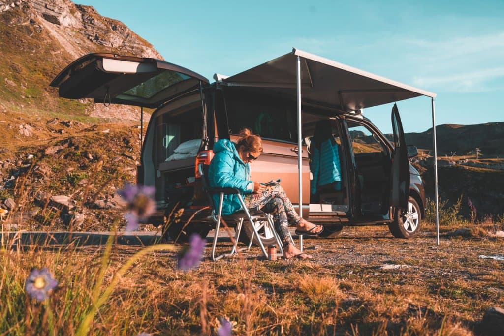 een volkswagen busje huren