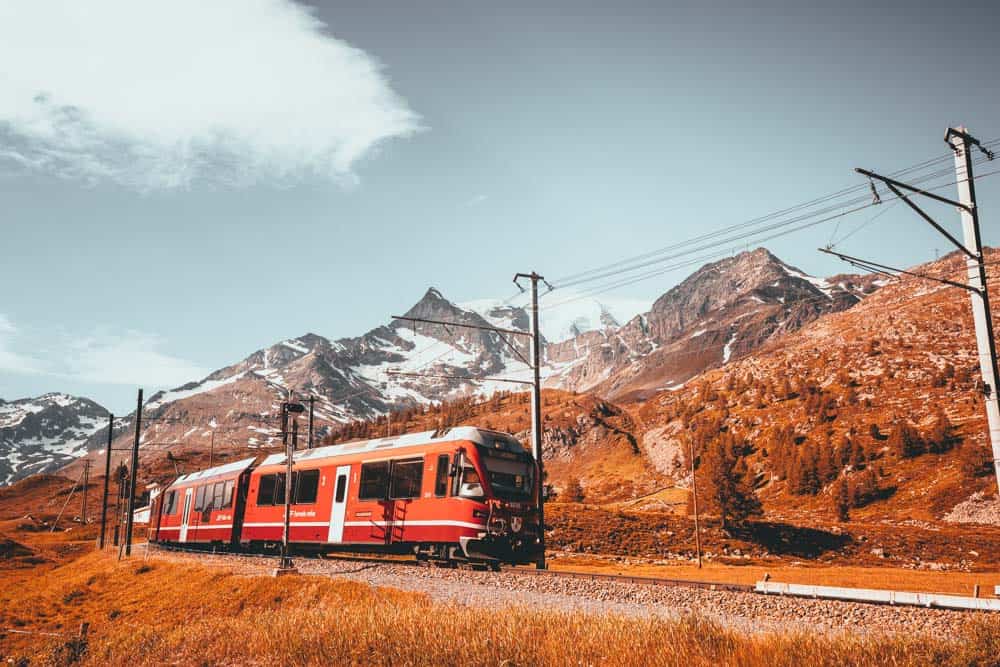 met de trein door zwitserland welke maatschappij