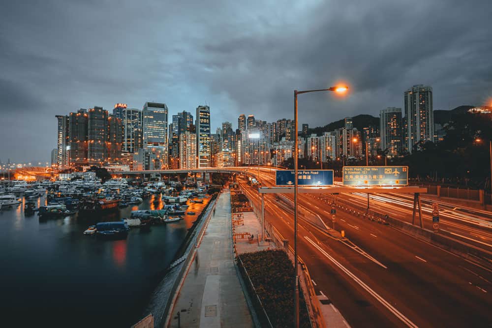 vliegen naar hong kong