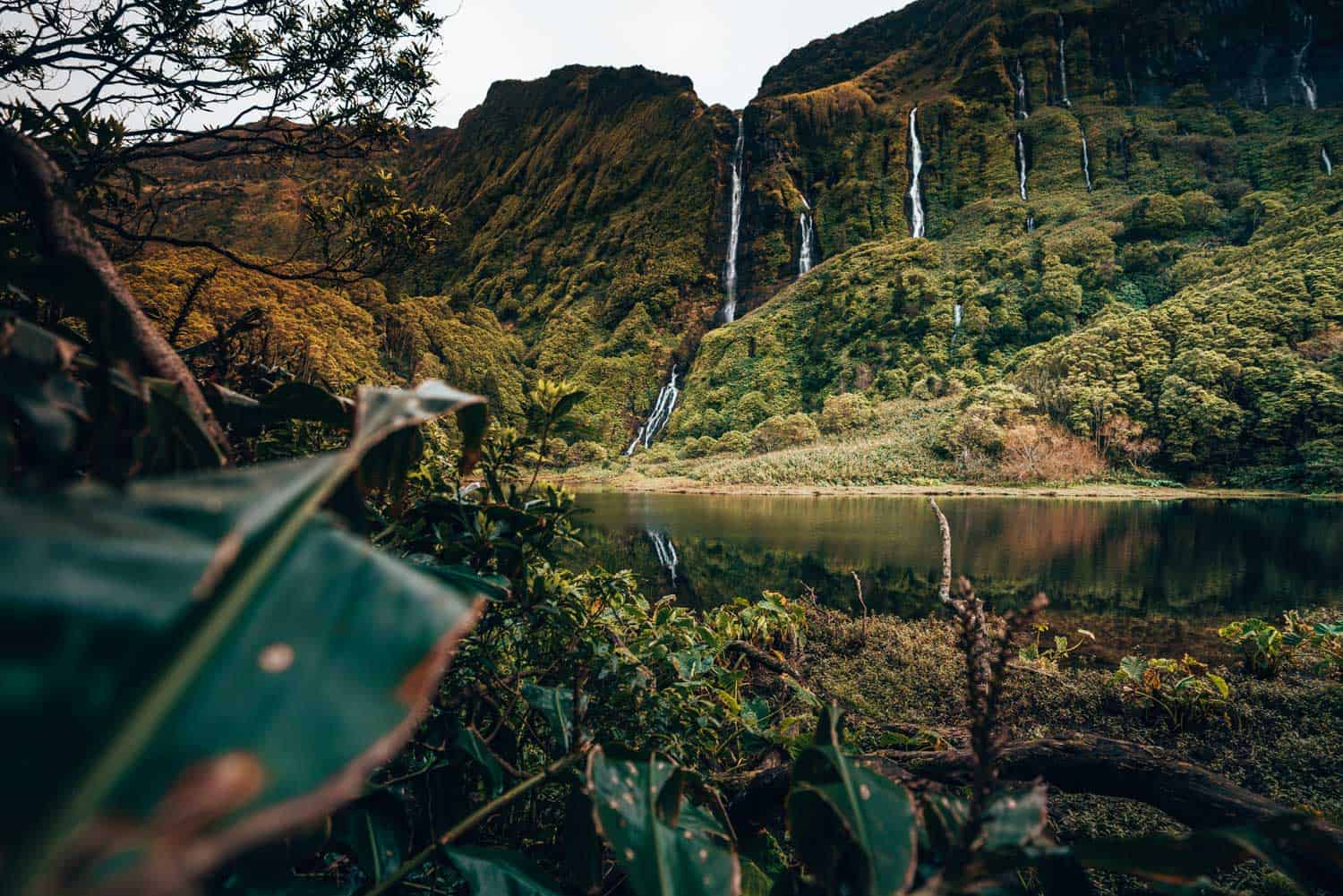 mooise waterval Poco da Ribeira do Ferreiro of Poço das Patas