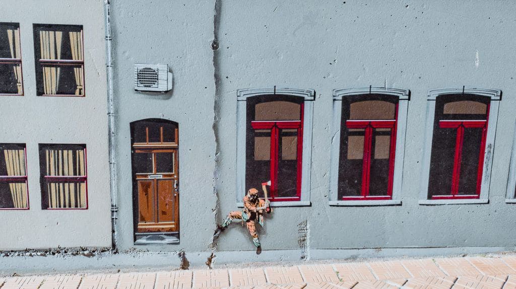 streetart grafitti oostende chrystalship