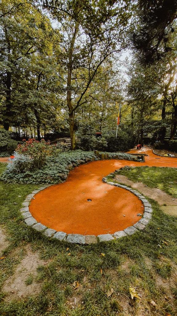 hole chatelet minigolf oostende