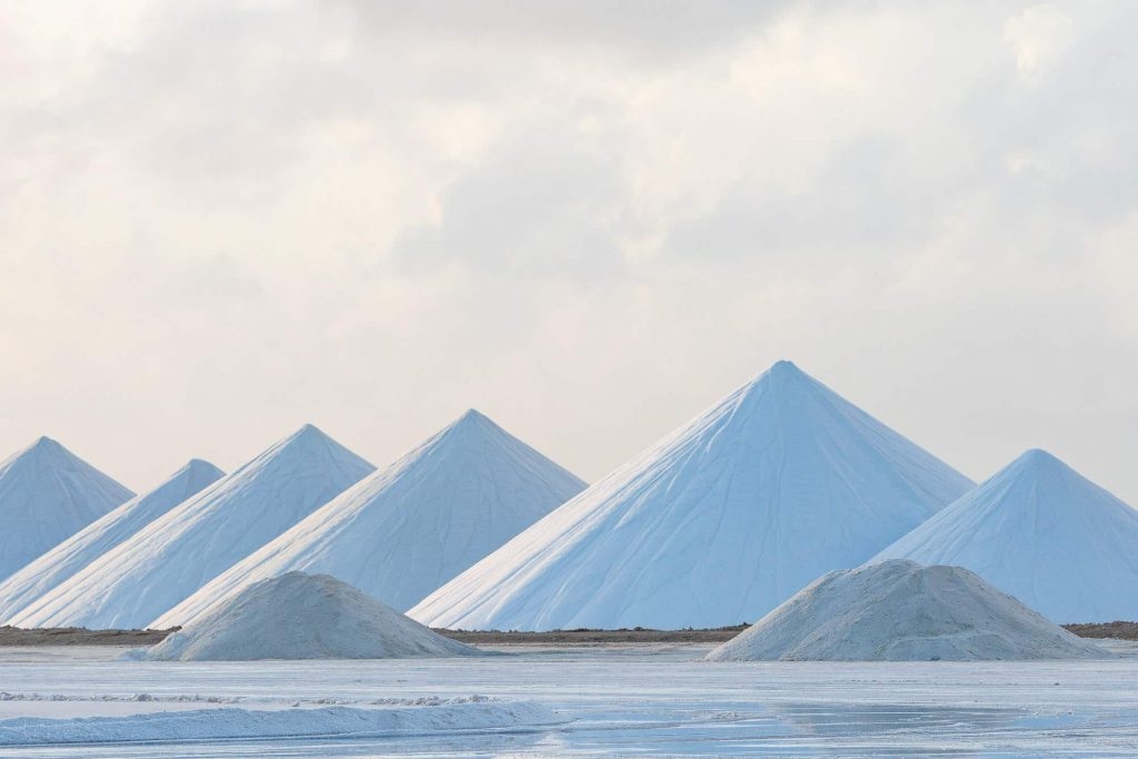 bonaire zoutpier zoutmijn piramides