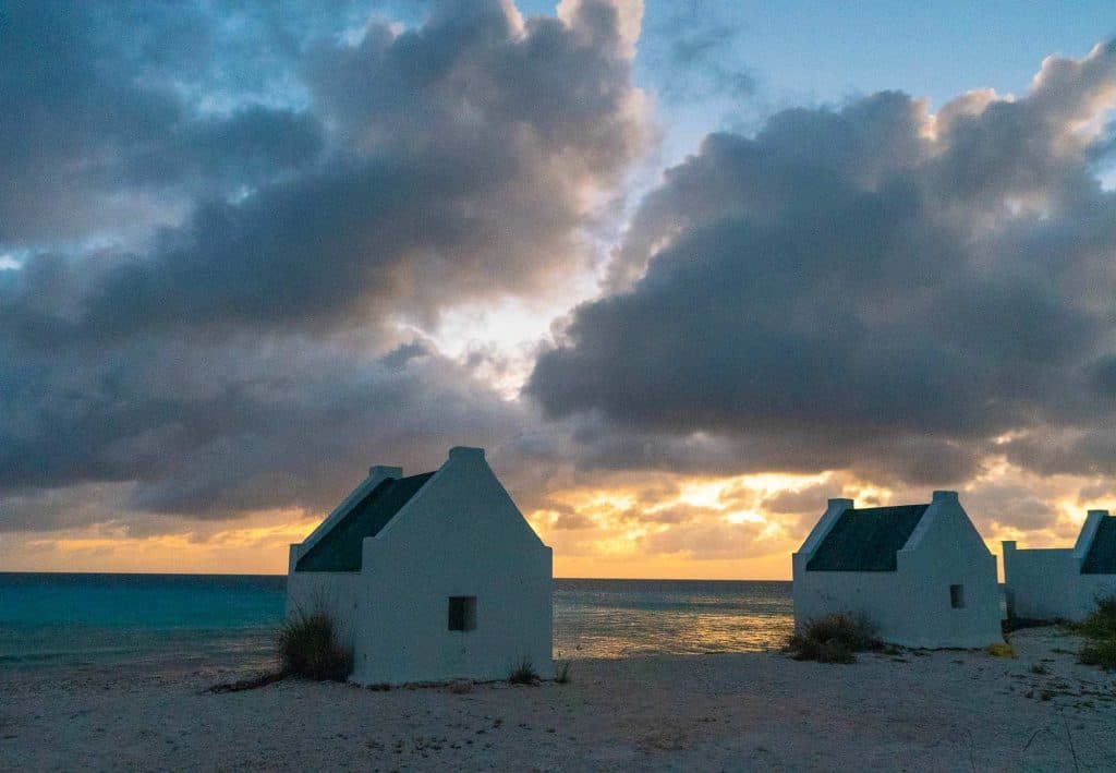 slavenhutjes op bonaire