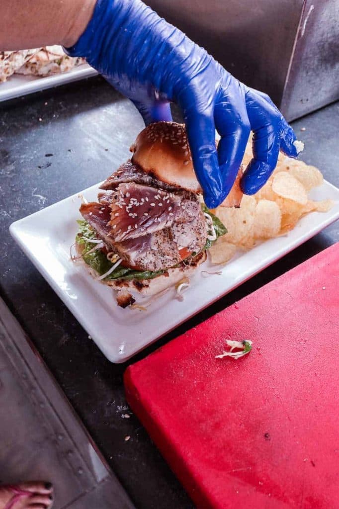 tonijn foodtruck bonaire