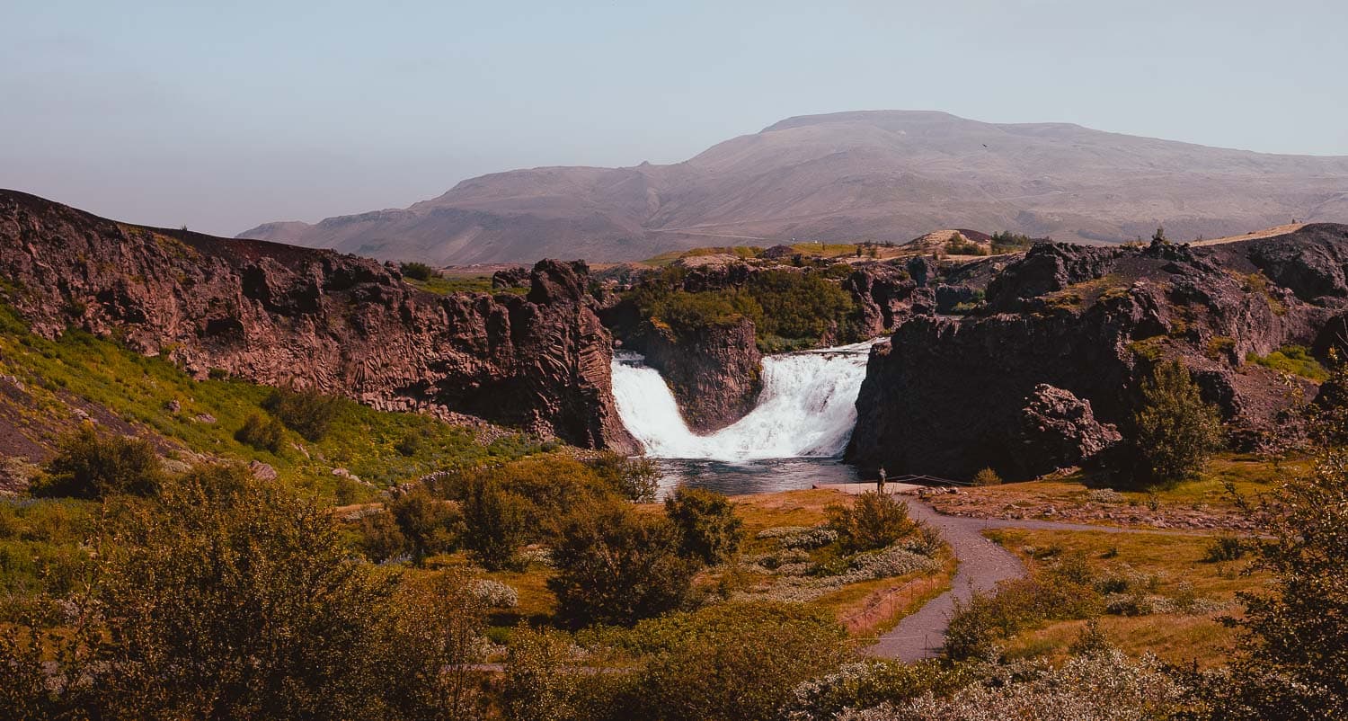 waterval ijsland