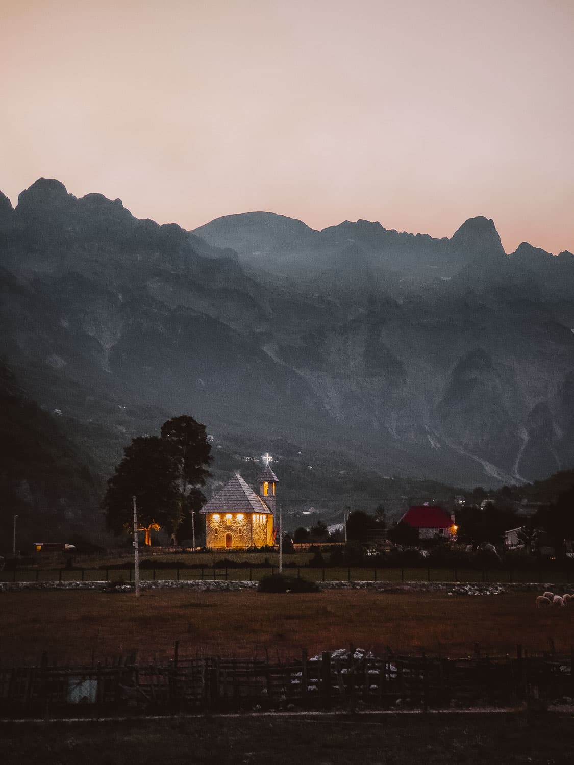 reizen naar albanie