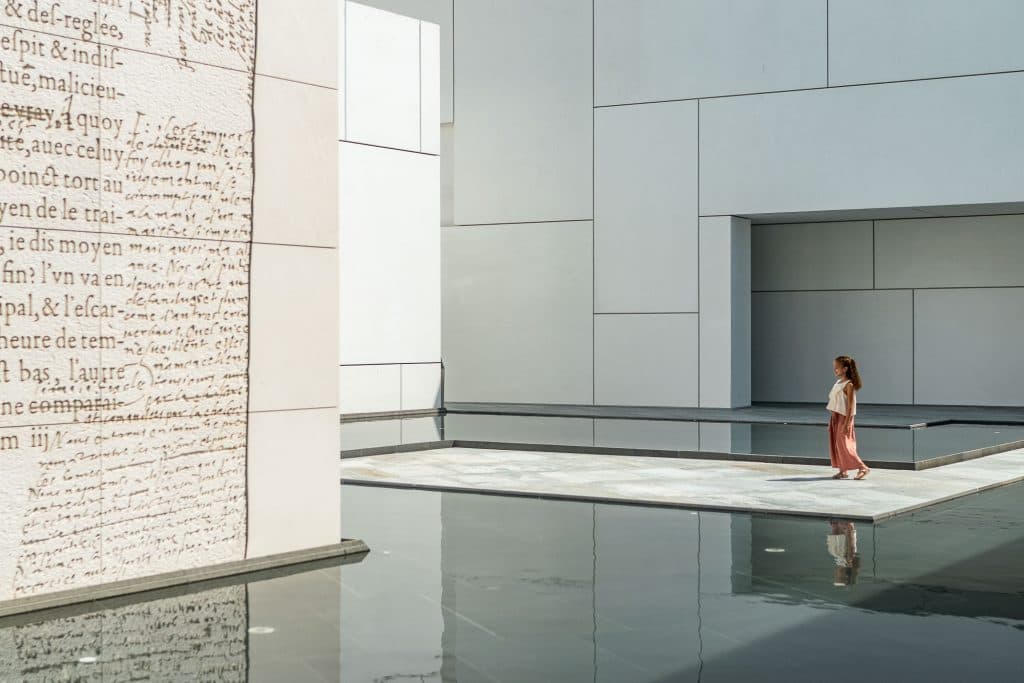 het louvre in abu dhabi bezoeken