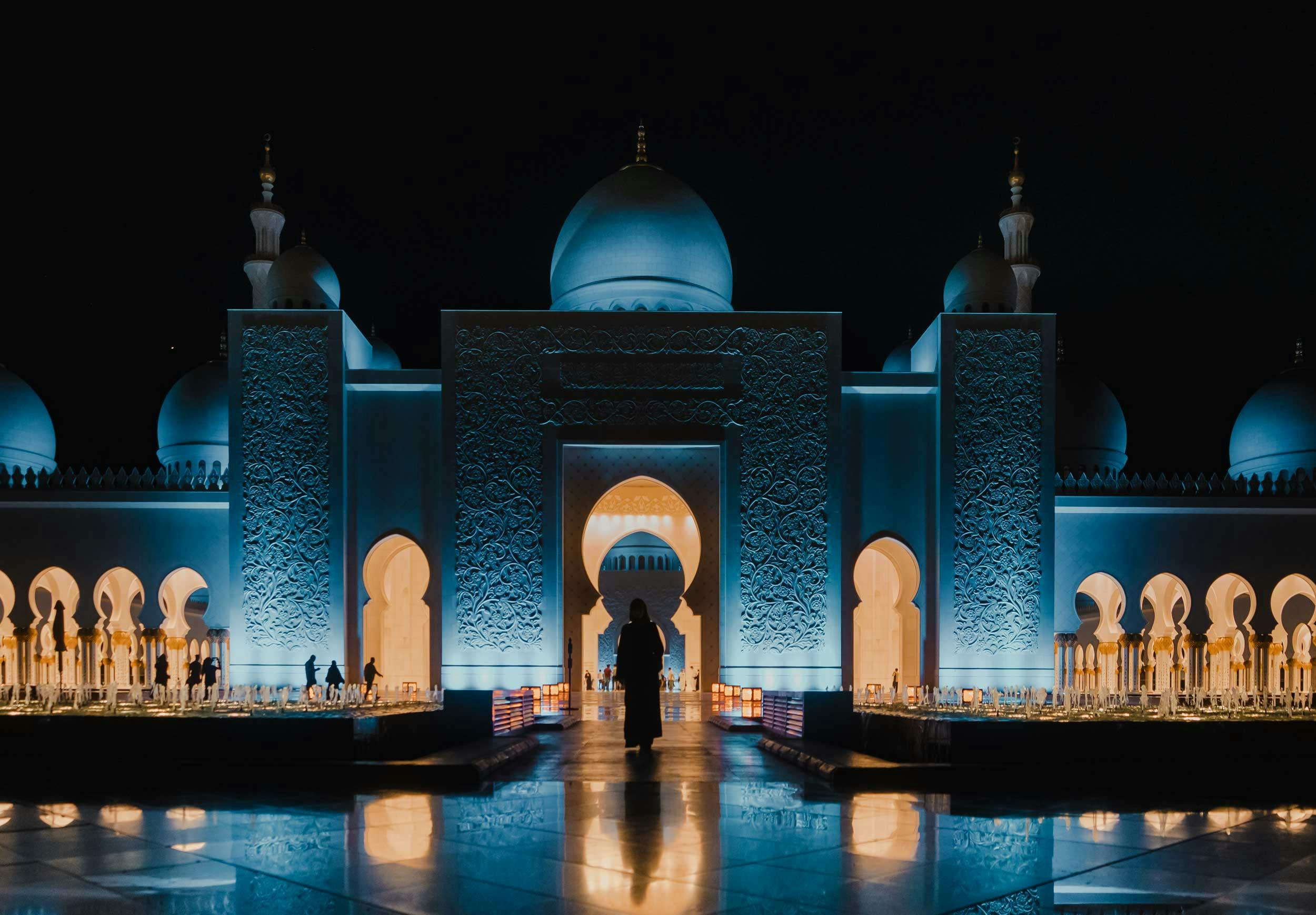 De adrenaline van Abu Dhabi: 6 heerlijke bezienswaardigheden