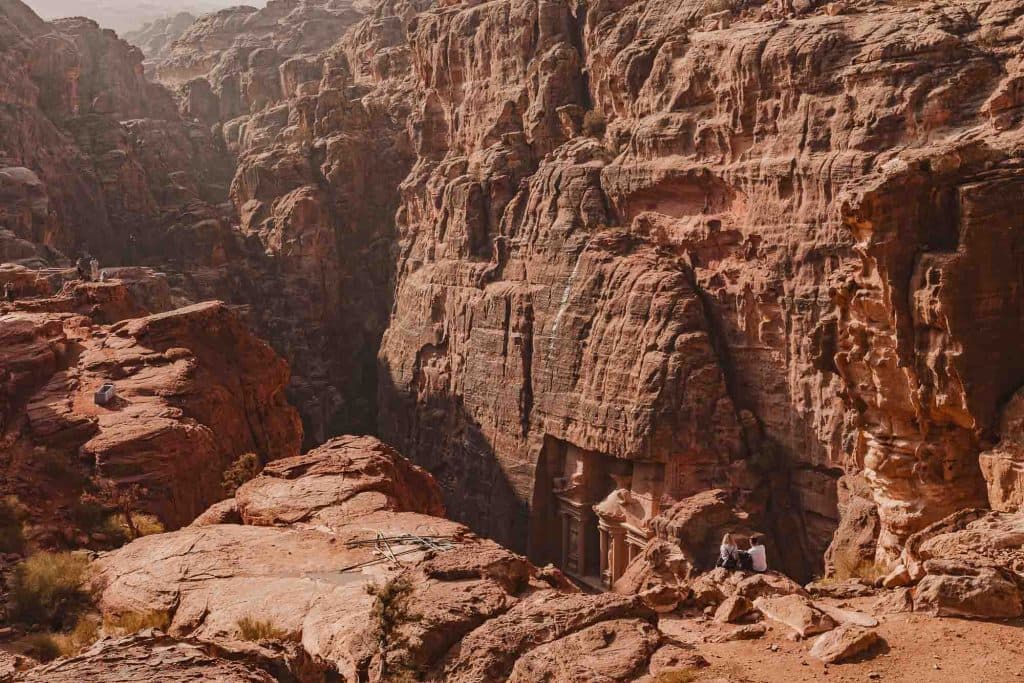 hike treasury petra