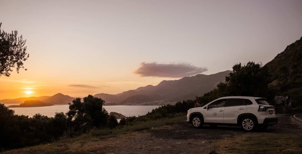 Chasing sunsets met een vier maal vier in Montenegro