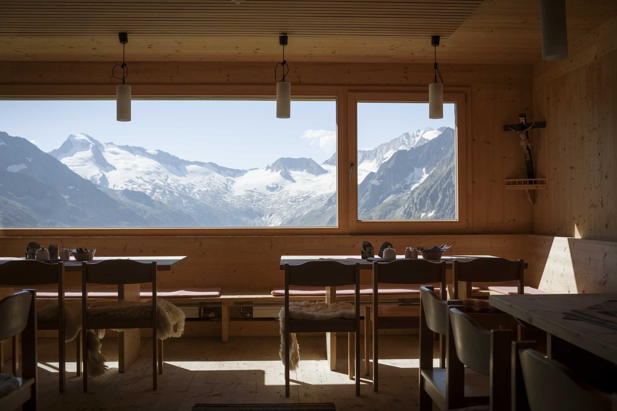 zomervakantie in de bergen in zuid tirol