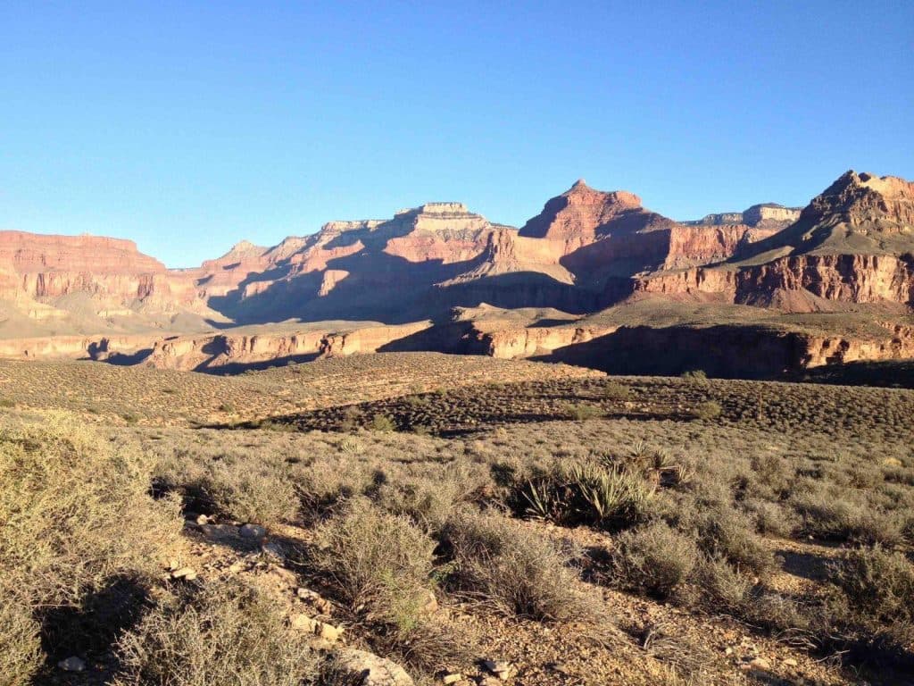 Over de vlaktes tussen Horn Creek en Salt Creek.