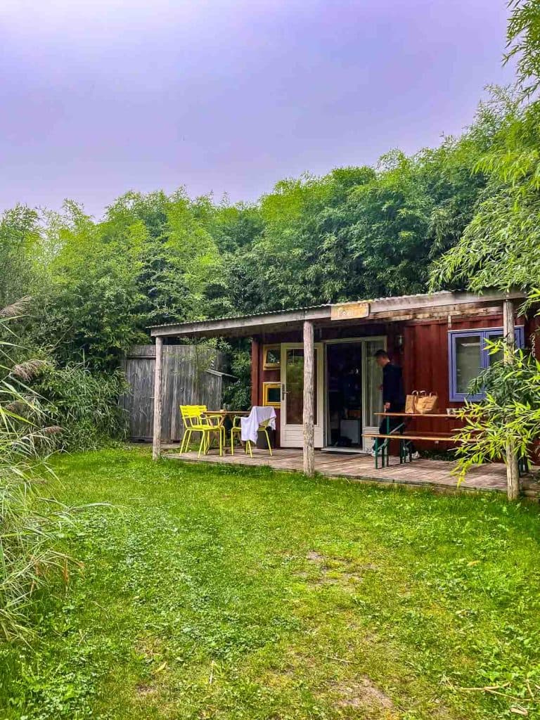 slapen in een zeecontainer, de mooiste camping van nederland